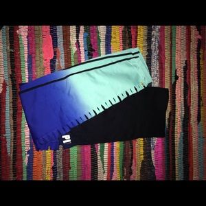 PINK VICTORIA SECRET OMBRÉ TEAL LEGGINGS